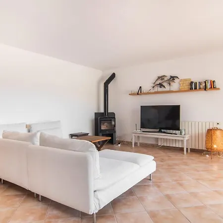 Holiday home Almendros